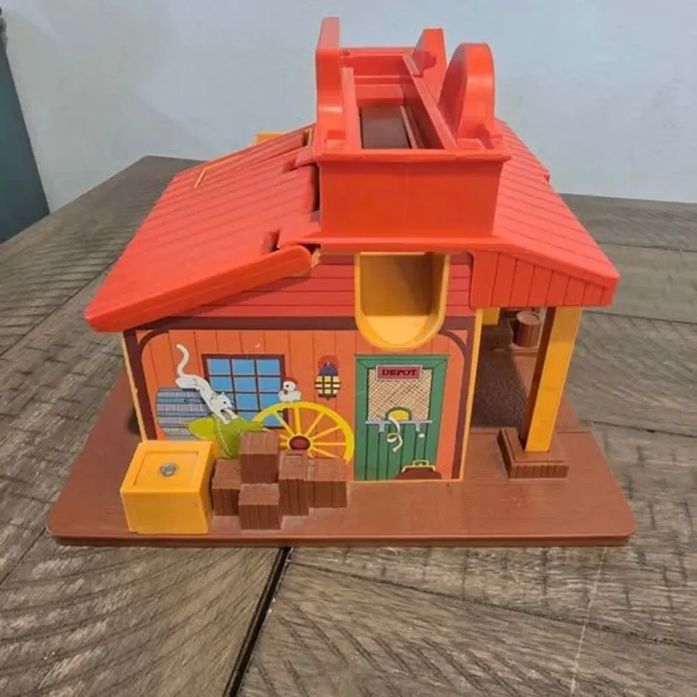 Vintage 1982 Fisher-Price Little People Western Town #934 Figures Accessories